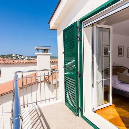 Juric Lägenhet Trogir