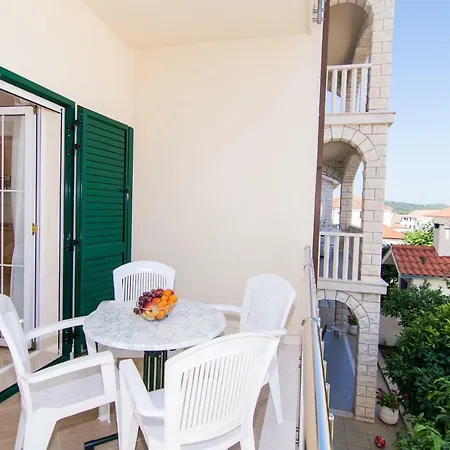 Apartamento Juric Trogir